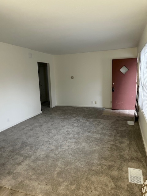 Building Photo - 6232 N Jacksonville Dr