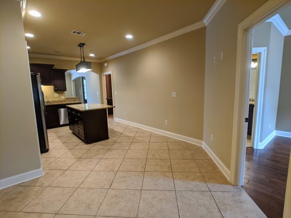 Building Photo - 3001 Old Taylor Rd