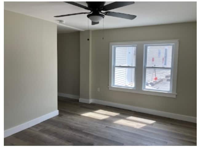 Building Photo - 24 Main St