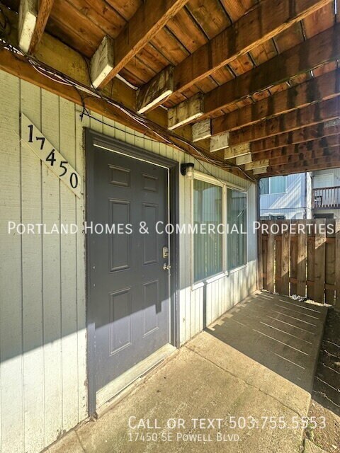 Building Photo - 17450 SE Powell Blvd