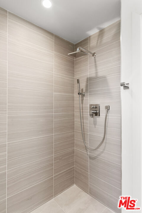 Building Photo - 1226 S Bedford St