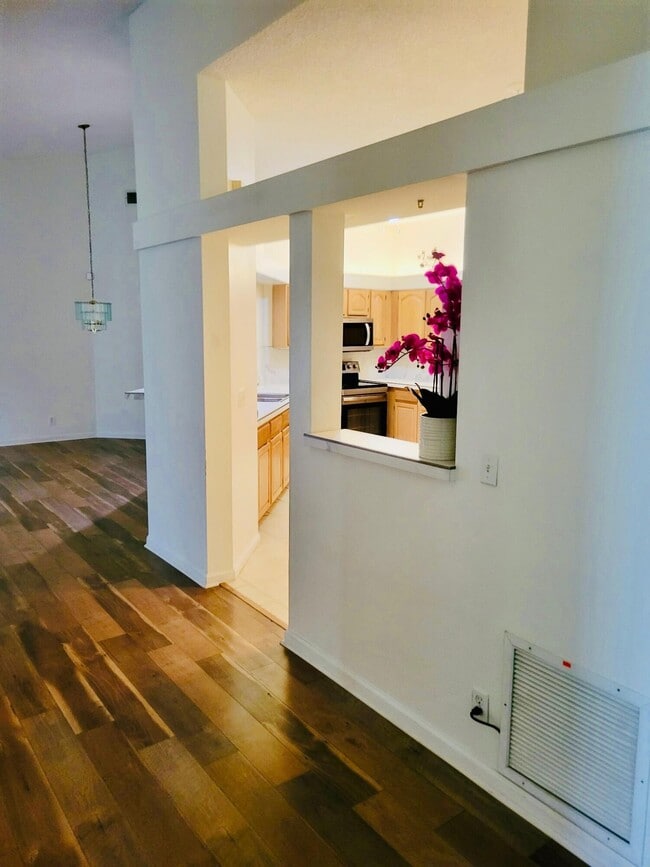 Building Photo - 9761 Boca Gardens Cir N