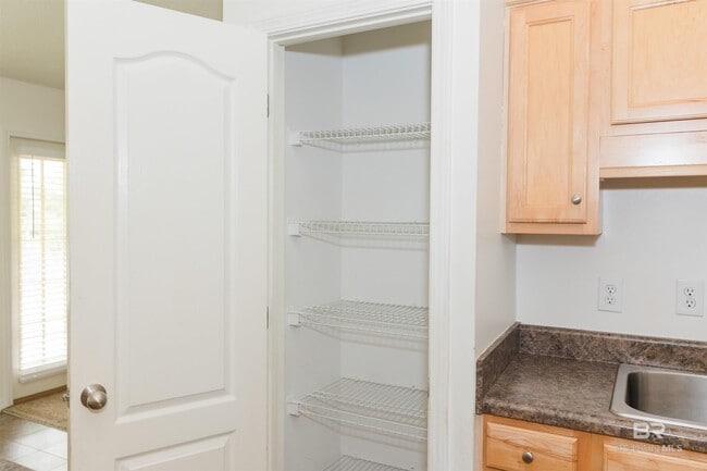 Building Photo - 25759 Keldon Ct