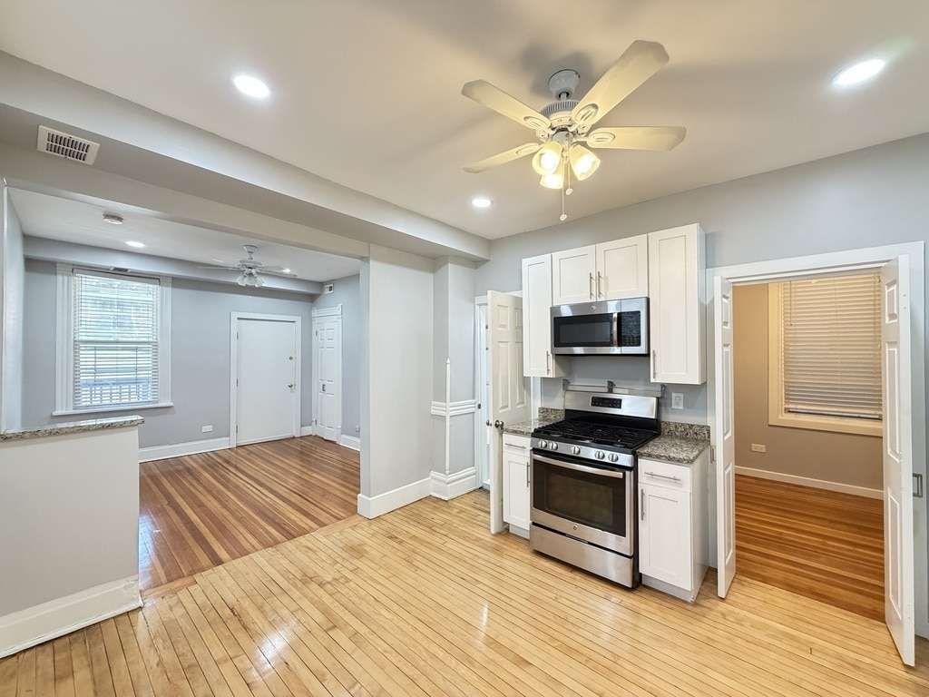 Building Photo - 2236 W Belden Ave