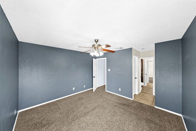 Building Photo - This is the one that checks all the boxes.