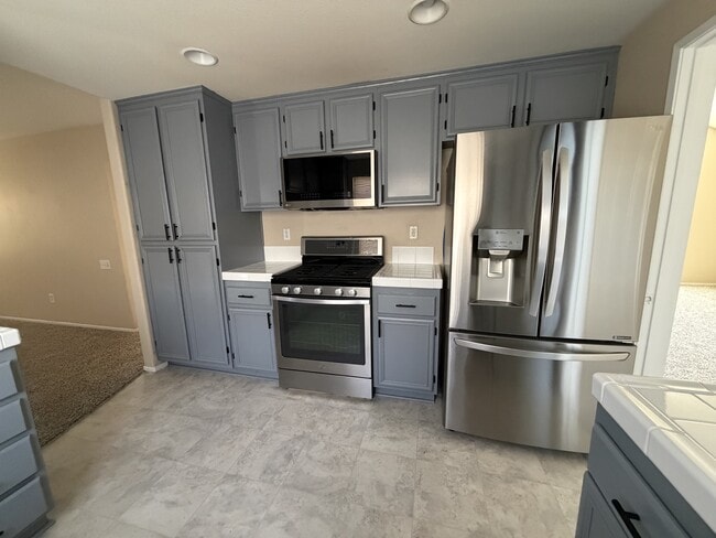 Building Photo - 1439 Avena Way