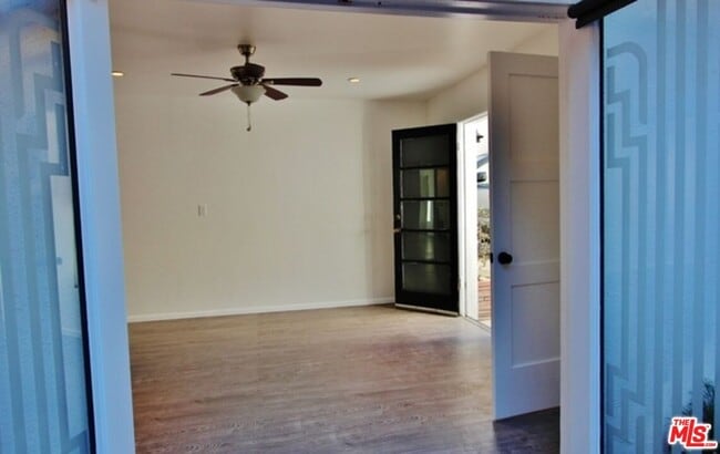 Building Photo - 408 Pershing Dr