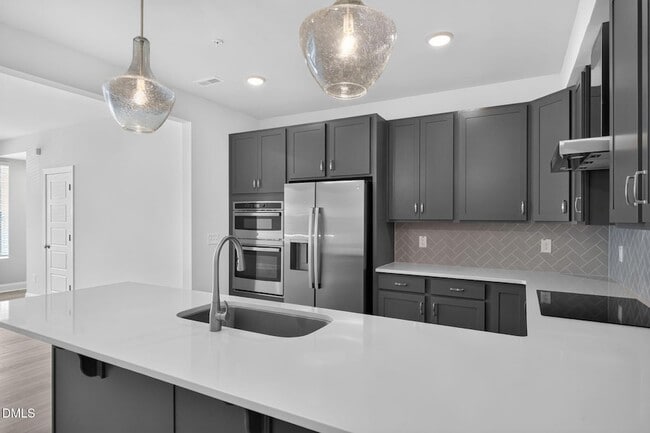 Building Photo - 10567 Pleasant Br Dr