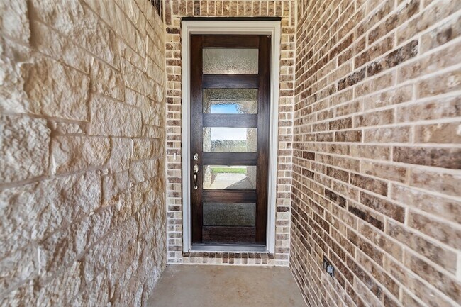 Building Photo - 3521 Helena St