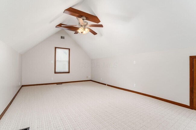 Building Photo - 884 S Chesterfield Rd