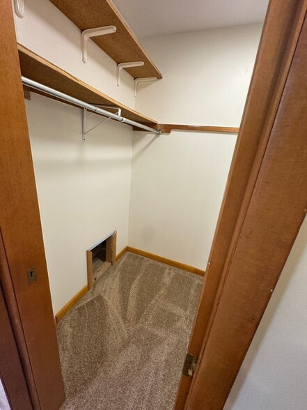 Building Photo - 20 Parkington Cir