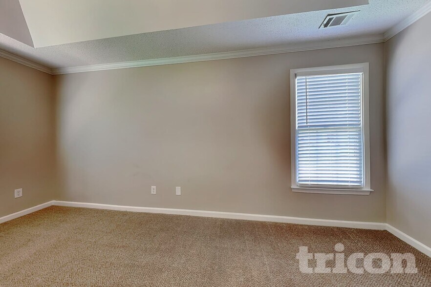 Building Photo - 4708 Tonkawa Bend