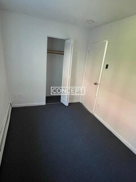 Building Photo - 226 Parker Hill Ave