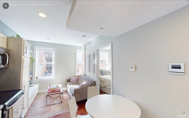 Primary Photo - 9 Anderson St