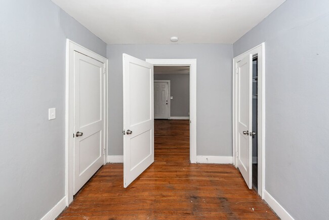 Building Photo - 3 Bedroom, 1 Bathroom Home in Dorchester Terrace - North Charleston