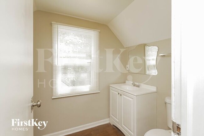 Building Photo - 629 Turkey Run Dr