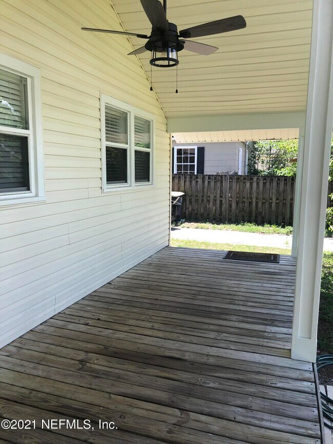 Building Photo - 2068 Camden Ave