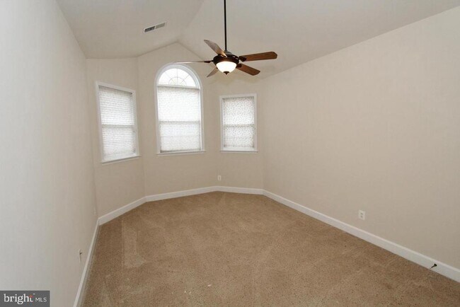Building Photo - 13882 Greendale Dr