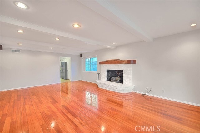 Building Photo - 3657 Sara Dr