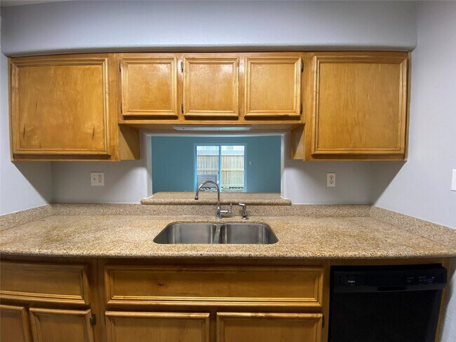 Building Photo - 215 Postoffice St