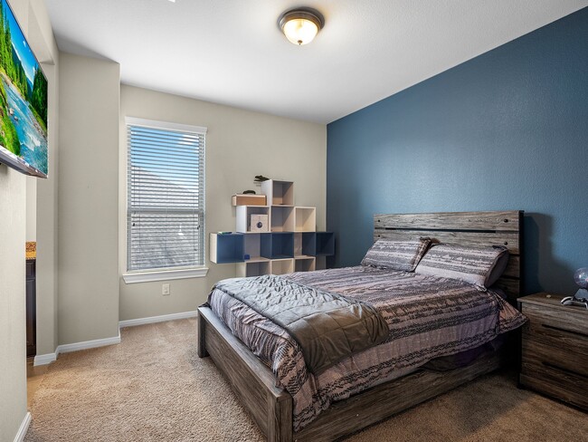 Building Photo - 24910 Meadowthorn Crest Ln