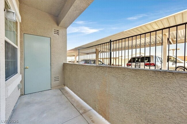 Building Photo - 8777 W Maule Ave