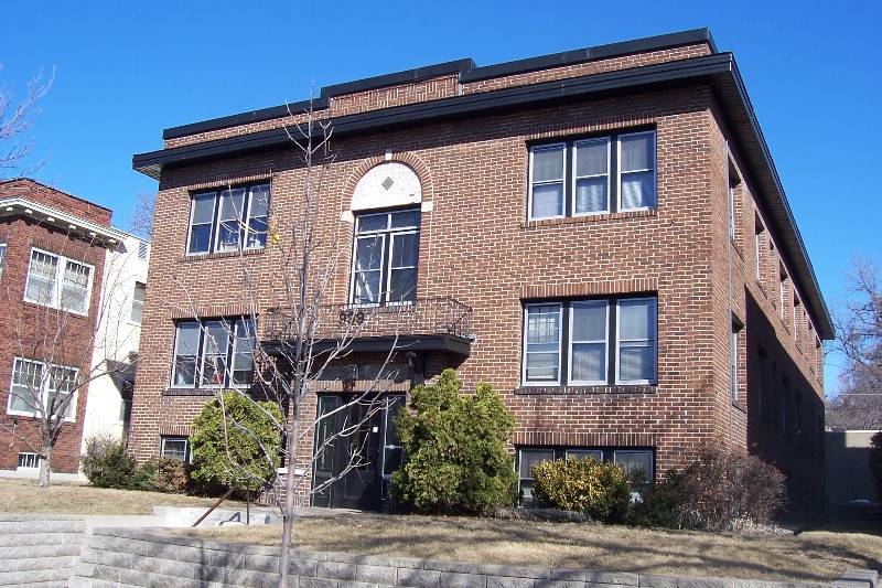 Building Photo - 999 Grand Ave