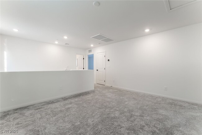 Building Photo - 2526 Amedeo Ln