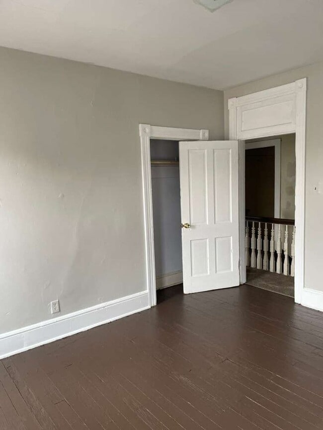 Building Photo - 436 Crawford Ave