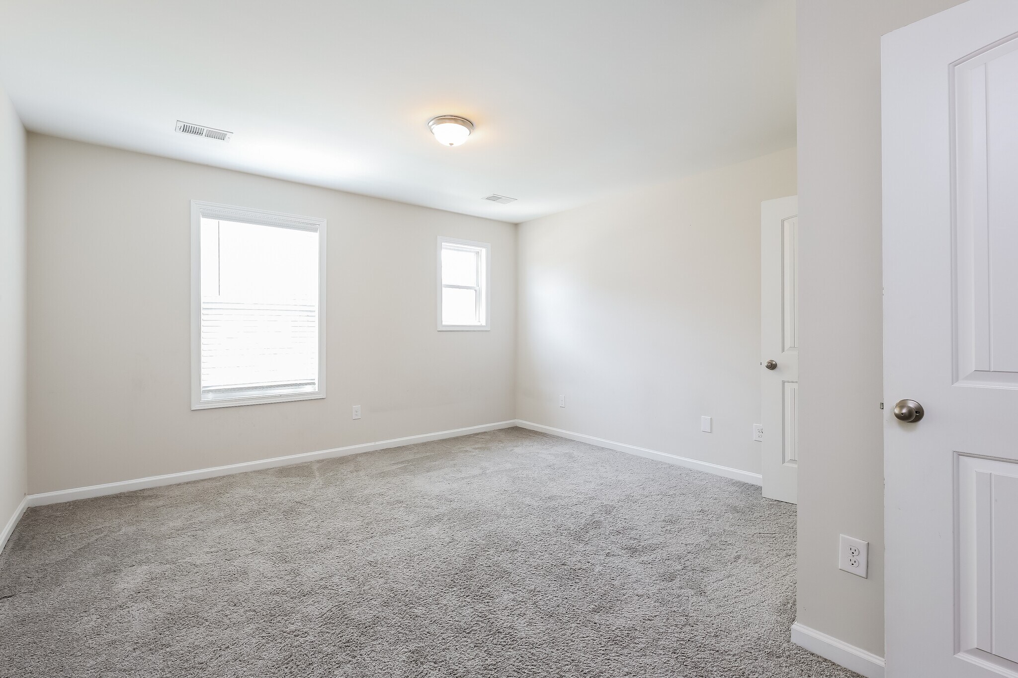 Building Photo - 136 Highland Park Ct