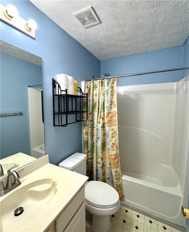 Building Photo - 444 Laurel Springs Ct