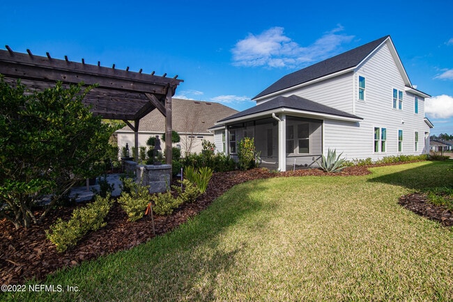 Building Photo - 118 Pioneer Village Dr