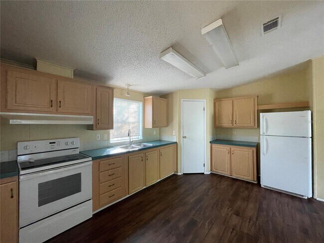 Building Photo - 4733 Dove Cross Dr