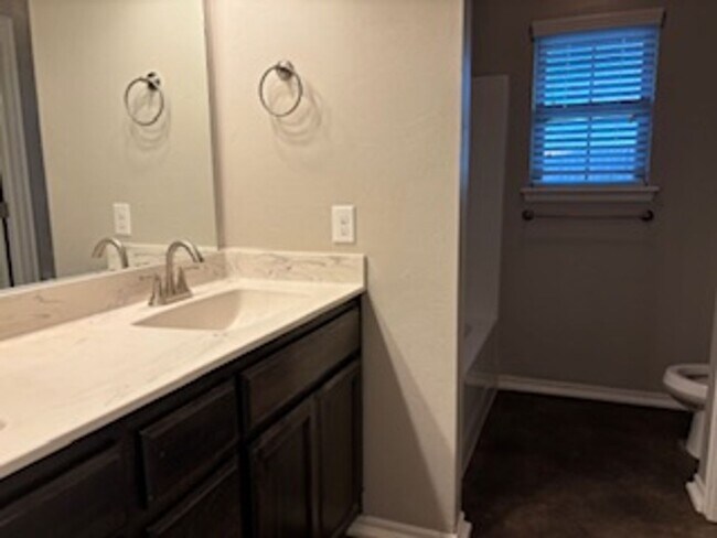 Building Photo - 4212 Condor Dr