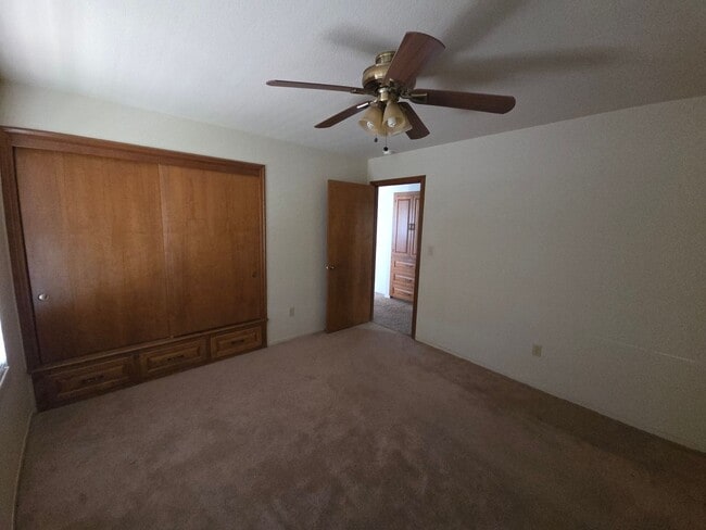 Building Photo - Gorgous 3 Bedroom 2/5 Bath Country Home