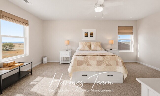 Building Photo - Beautiful 5 Bedroom Home in the Trails of Aspen Ridge