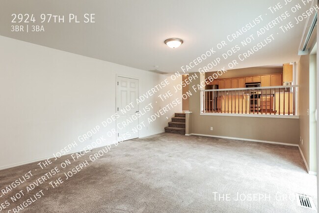 Building Photo - 2924 97th Pl SE