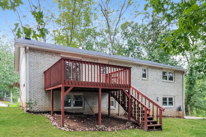 Building Photo - 4910 Old Briar Trail