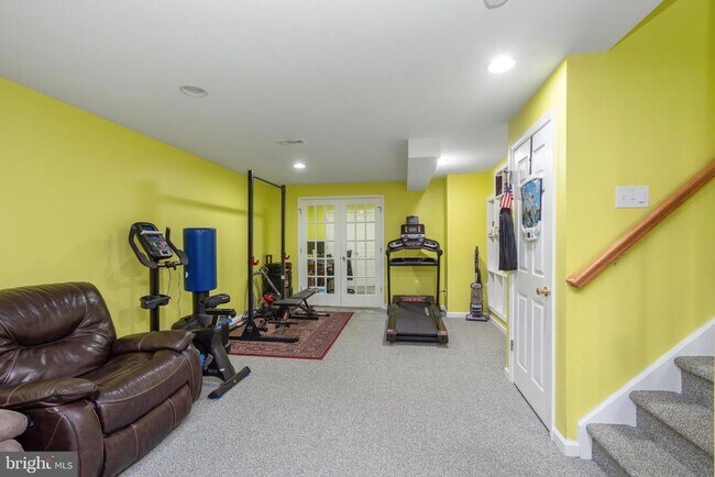 Building Photo - 802 Yarrow Cir