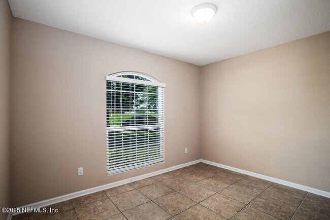 Building Photo - 3880 Great Falls Loop