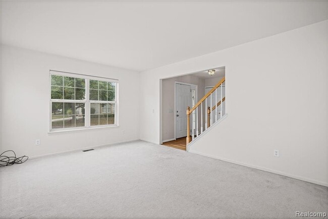 Building Photo - 47258 Scarlet Dr N