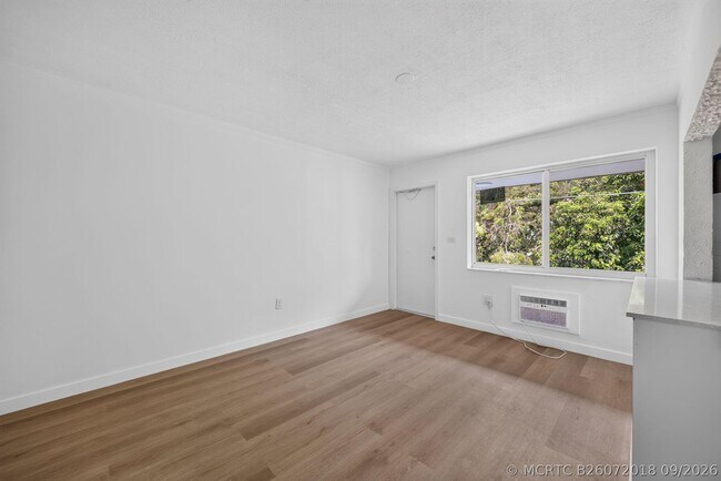 Building Photo - 60 NW 79th St
