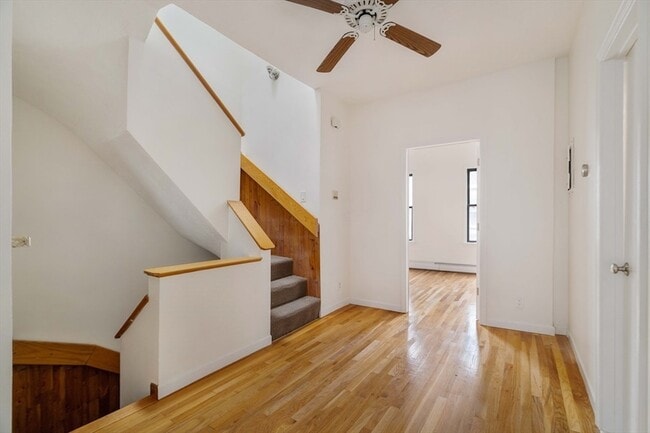 Building Photo - 195 Endicott St