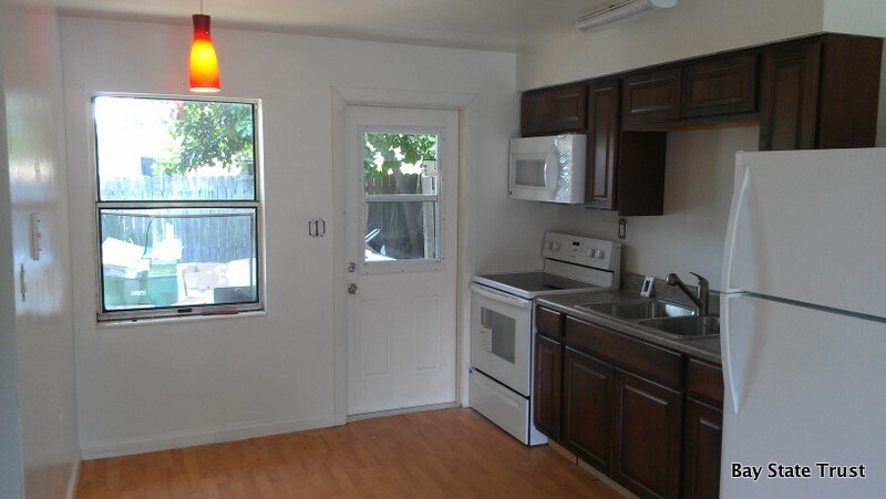 Unit 1 - 7105 Poinsetta Ave