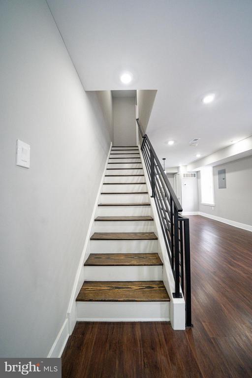 Building Photo - 334 Church Rd