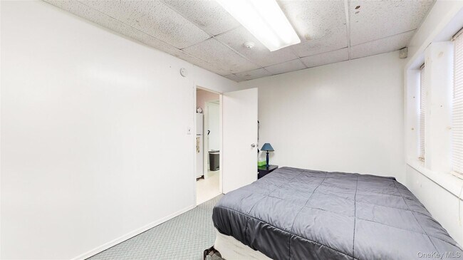 Building Photo - 498 NY-52