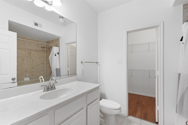 Building Photo - 12707 Boheme Dr