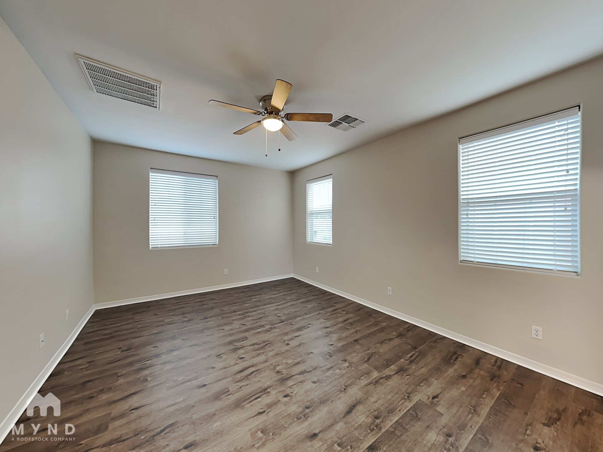 Building Photo - 7511 S 27th Terrace