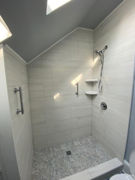 Ceramic Walkin Shower - 880 Piedmont Ave NE