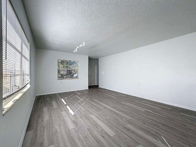 Building Photo - 650 East Harbor Dr S